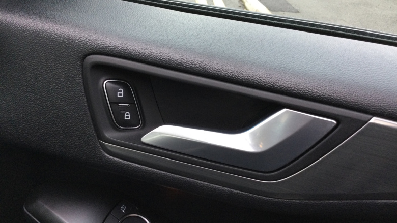 Ford Focus 1.0 EcoBoost 125 Titanium 5dr Petrol Hatchback